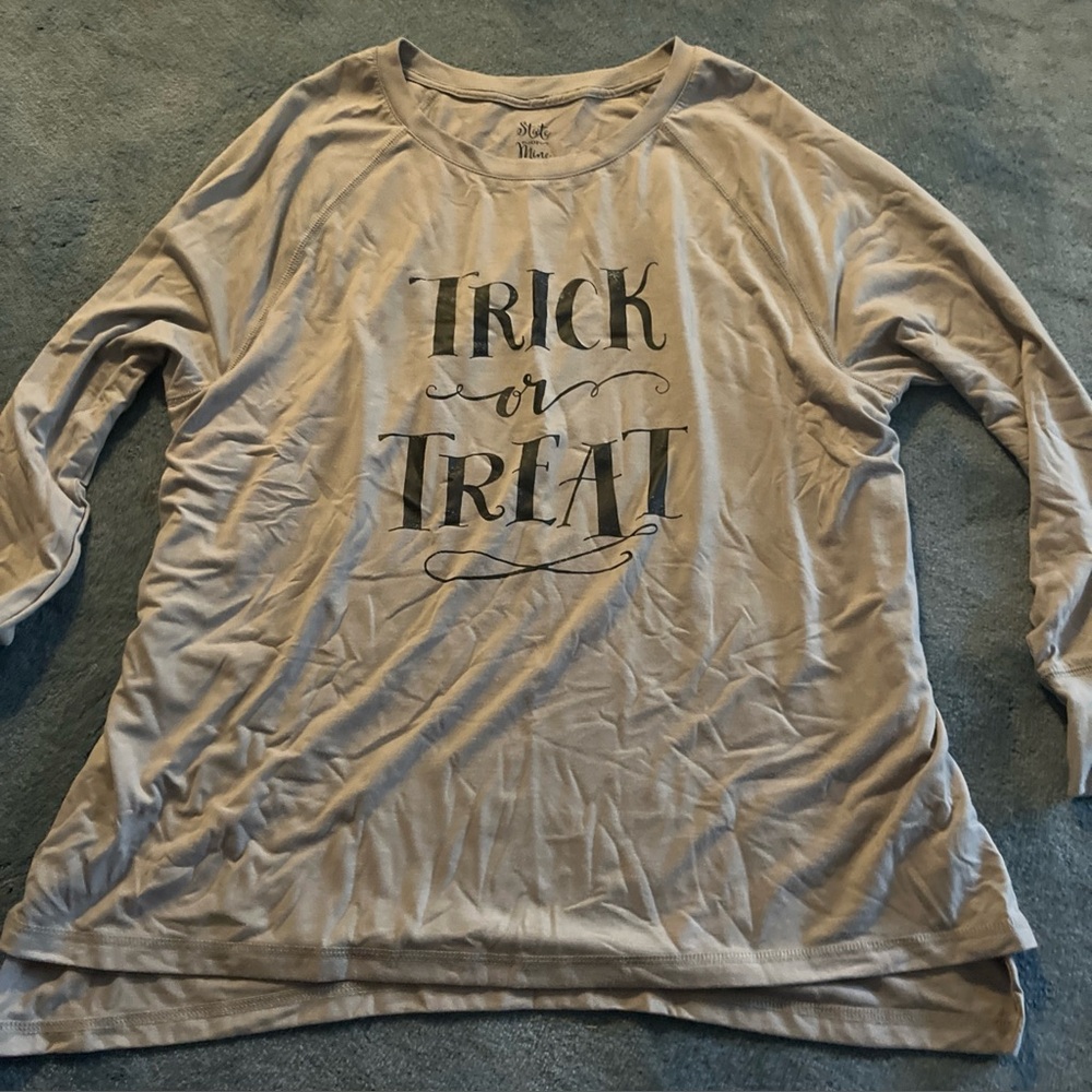 State of Mind Beige 'Trick or Treat' Long Sleeve Tee